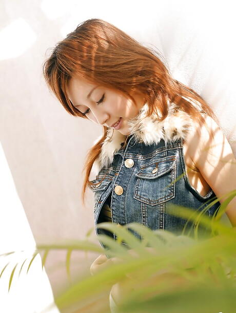 Very attractive japanese teen Seri in sexy hot undies 